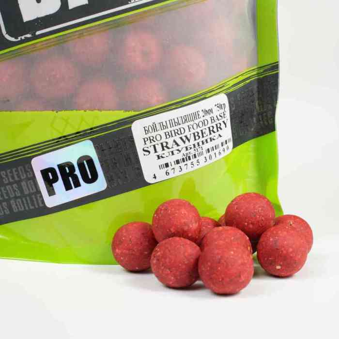 Бойлы пылящие клубника PRO BIRD FOOD   д15 мм